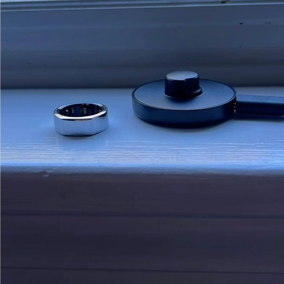 Oura Ring - Heritage - Generation 3 - Size 7 - Silver